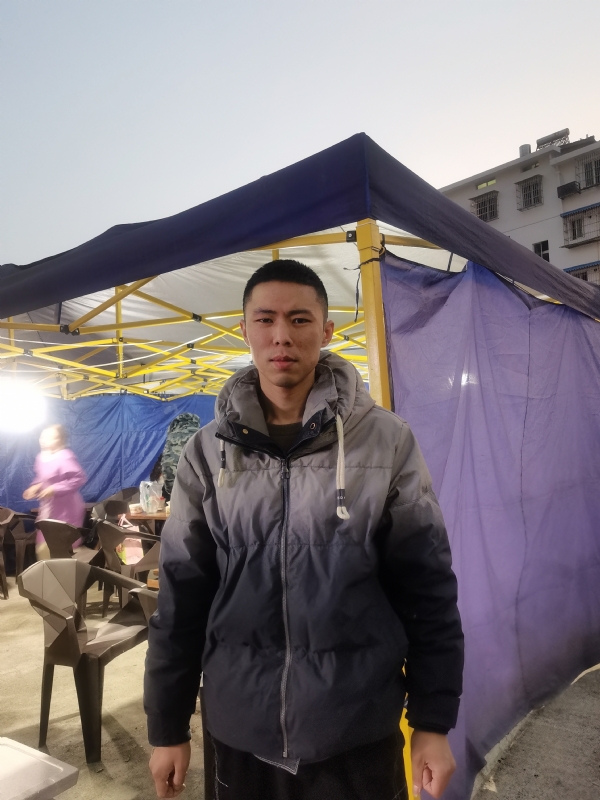 谁谁谁的第一张照片--包头相亲服务中心