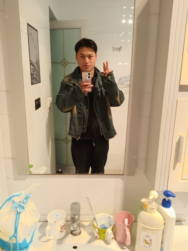 自律的MAN的第一张照片--包头相亲服务中心