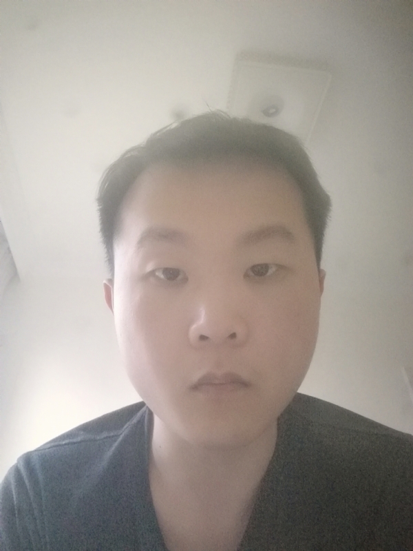 下个瞬间的你的第一张照片--包头相亲服务中心