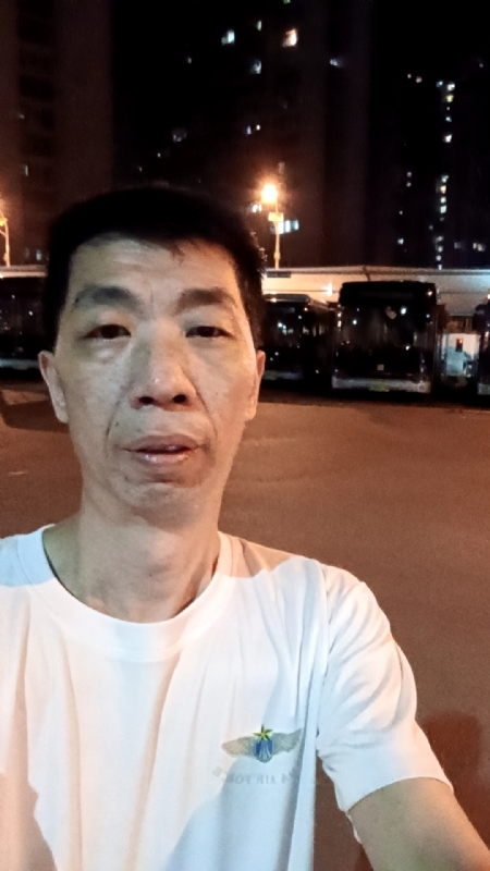 小丑的第一张照片--包头相亲服务中心