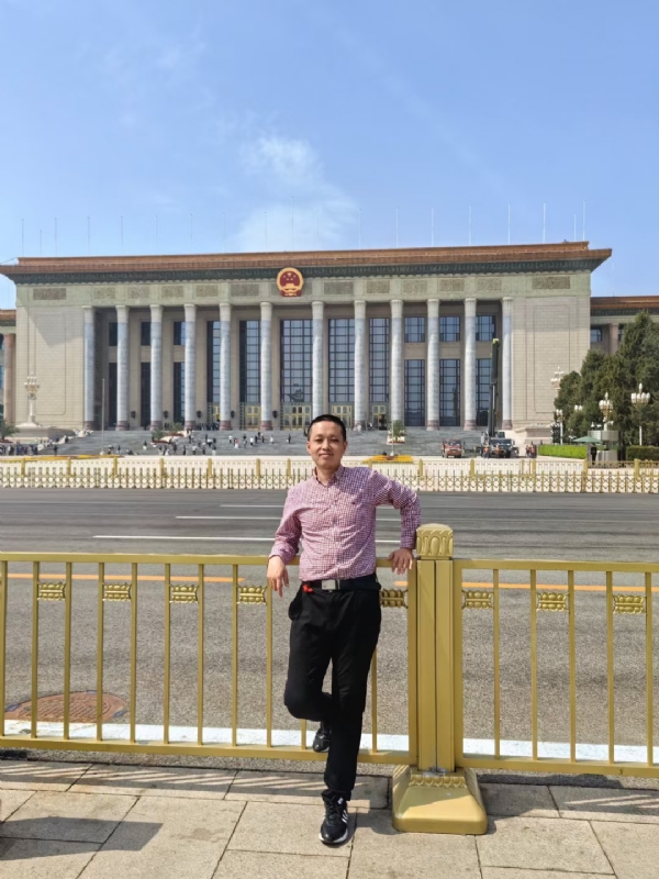 匆匆那年的第三张照片--包头相亲服务中心