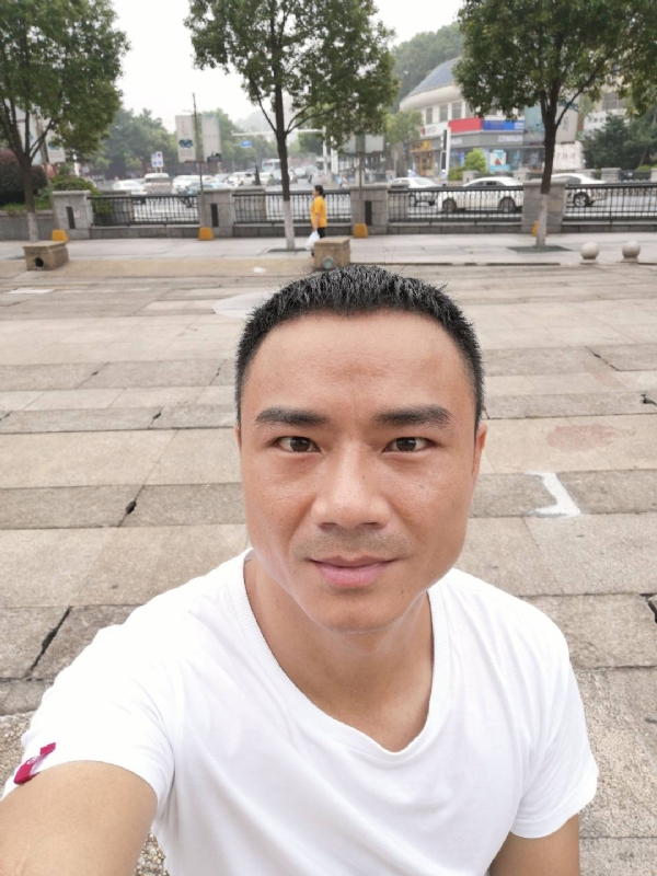 水木年华的第三张照片--包头相亲服务中心