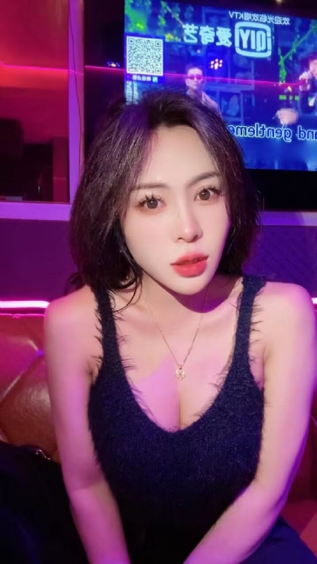 素素可月的第一张照片--包头相亲服务中心