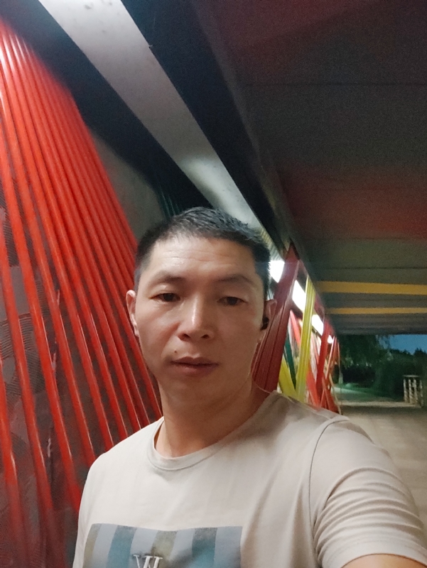 夜猫的第一张照片--包头相亲服务中心