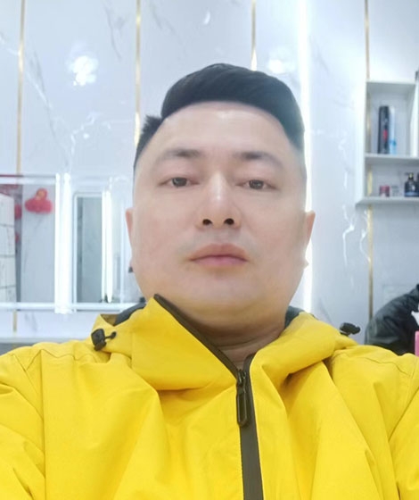 曾哥的第一张照片--包头相亲服务中心