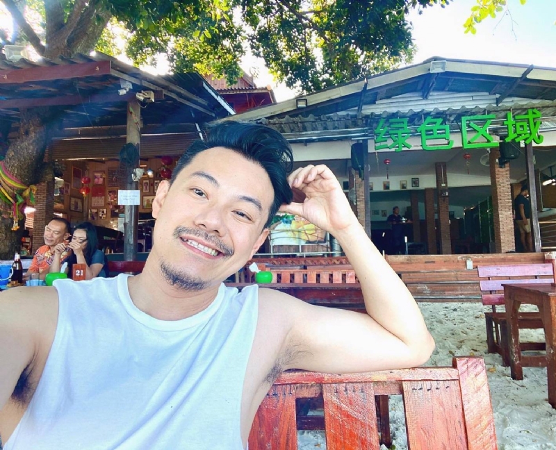 雲遊四海的第一张照片--包头相亲服务中心