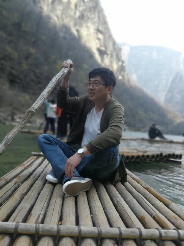 风被吹走了的第一张照片--包头相亲服务中心