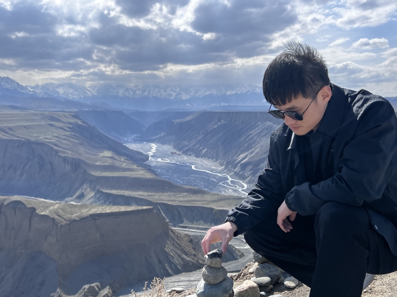 蓦然回首的第一张照片--包头相亲服务中心