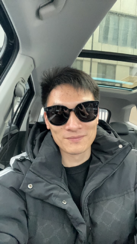 男孩的第一张照片--包头相亲服务中心