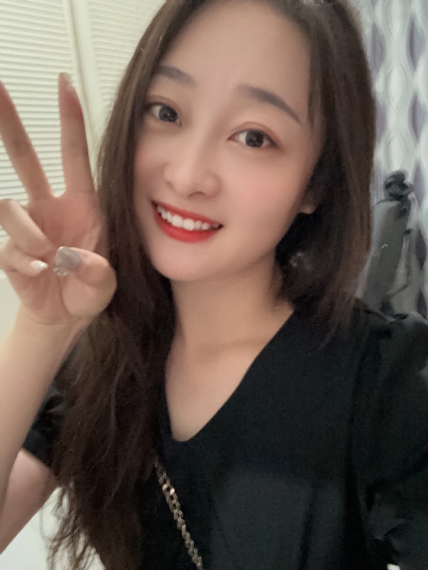 草莓的第一张照片--包头相亲服务中心