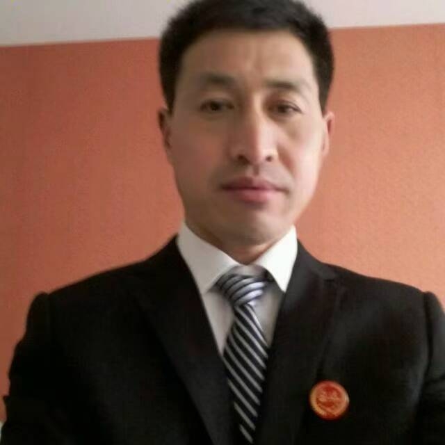 寻觅对象的第一张照片--包头相亲服务中心