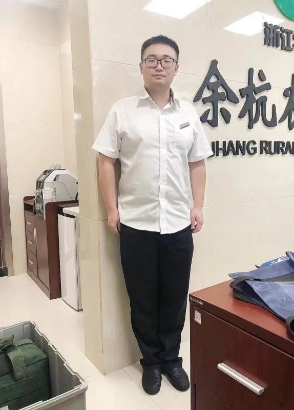 君临天下的第一张照片--包头相亲服务中心