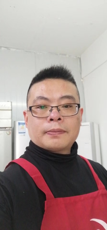 努力奋斗的第一张照片--包头相亲服务中心