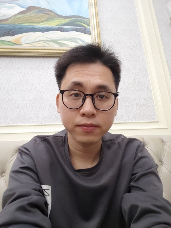 共享夕阳的第一张照片--包头相亲服务中心