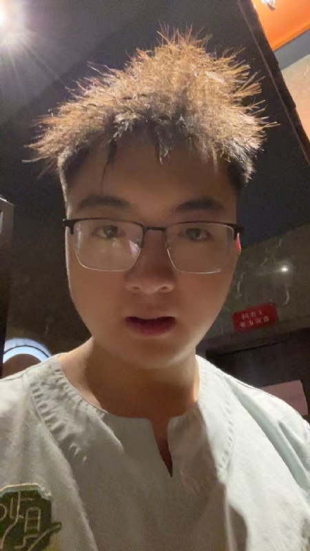 成熟稳重的男士的第一张照片--包头相亲服务中心