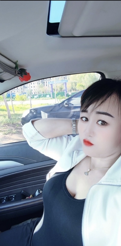 王芳燕的第二张照片--包头相亲服务中心