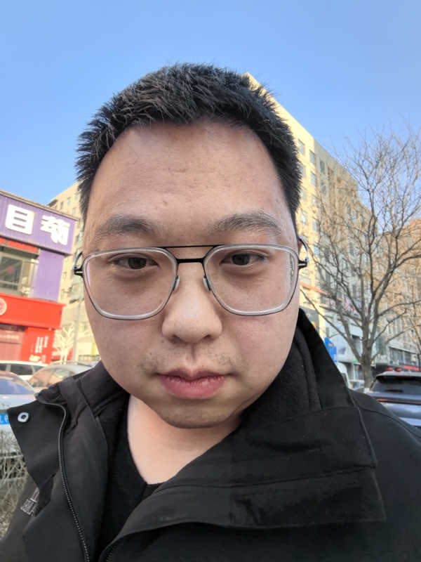 宋哲的第一张照片--包头相亲服务中心