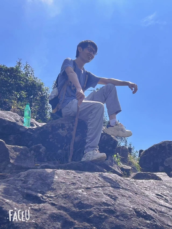 落叶之秋的第一张照片--包头相亲服务中心