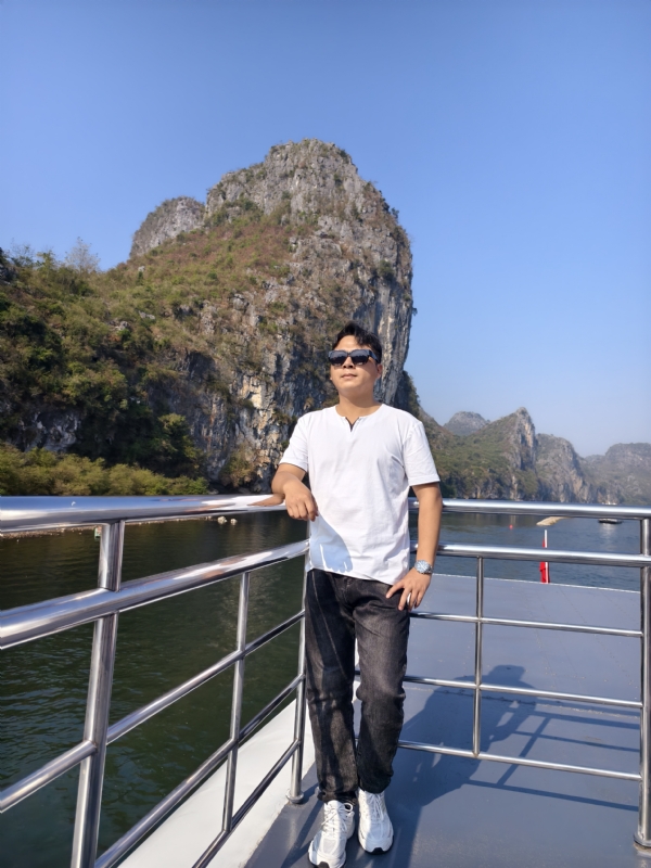 墨痕的第二张照片--包头相亲服务中心