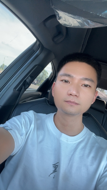 小江的第一张照片--包头相亲服务中心