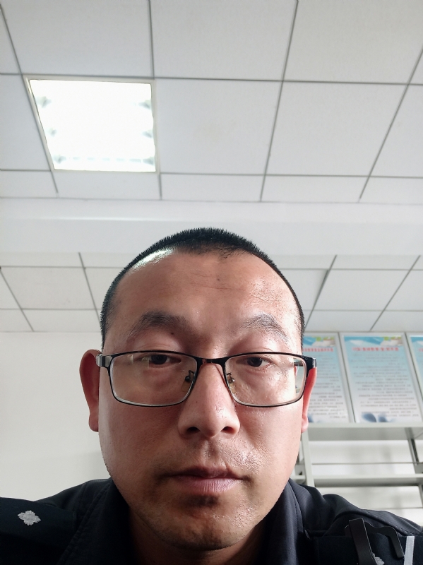 布鲁斯贺的第三张照片--包头相亲服务中心