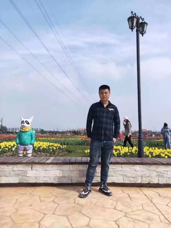 海阔天空的第一张照片--包头相亲服务中心