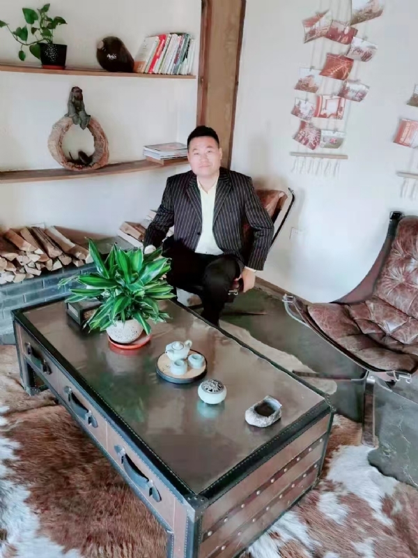 博哥的第一张照片--包头相亲服务中心