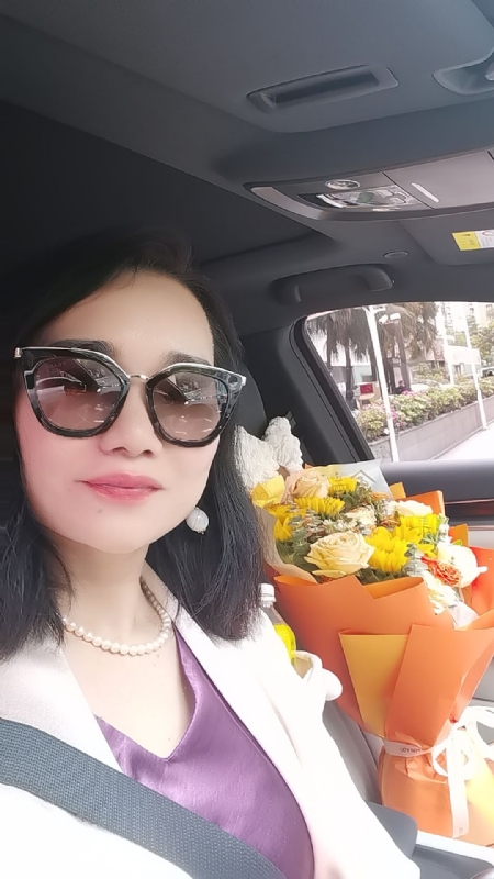 Apple的第一张照片--包头相亲服务中心