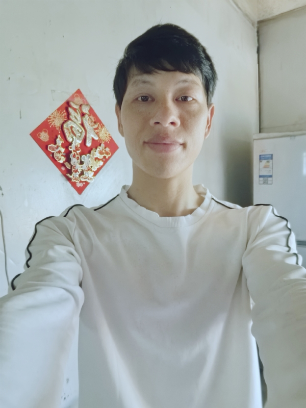 夏风微凉的第一张照片--包头相亲服务中心