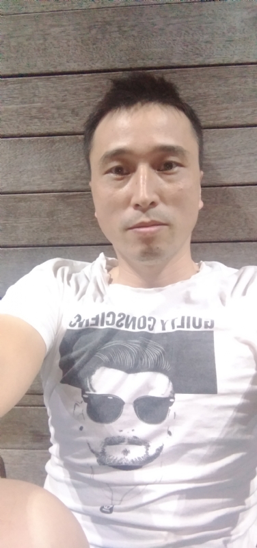 笑看一切的第一张照片--包头相亲服务中心