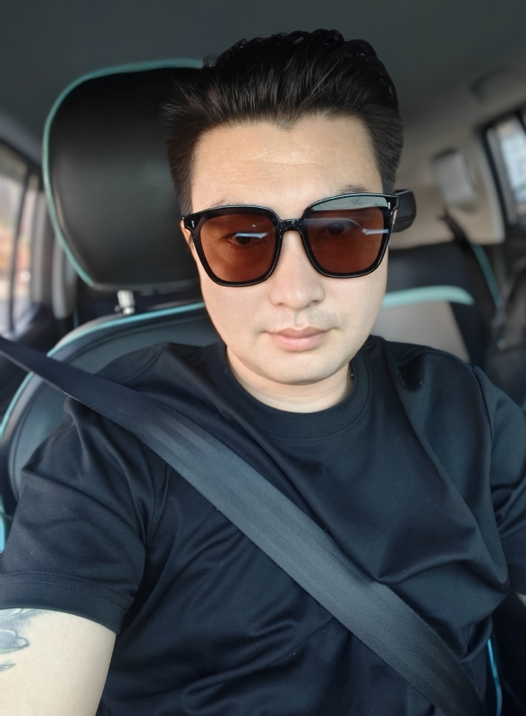 凡哥的第一张照片--包头相亲服务中心