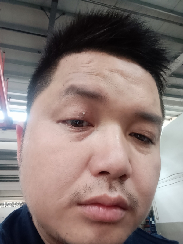 彬彬的第一张照片--包头相亲服务中心