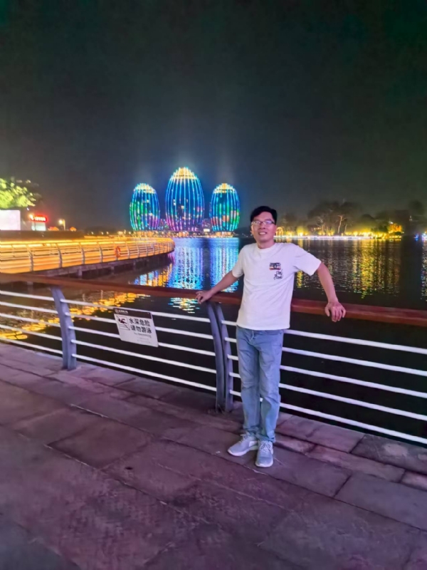 千年老妖的第一张照片--包头相亲服务中心