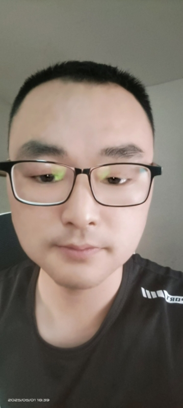 潮湿的心的第一张照片--包头相亲服务中心