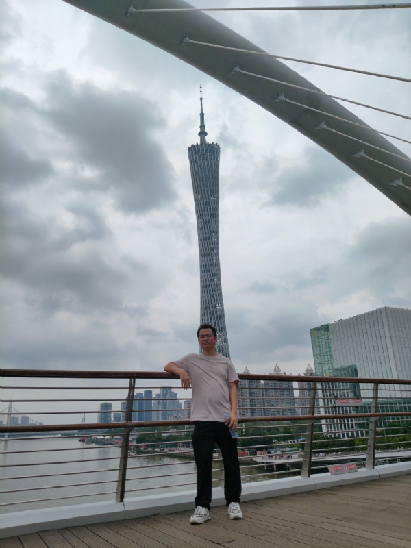 幻胧的第一张照片--包头相亲服务中心