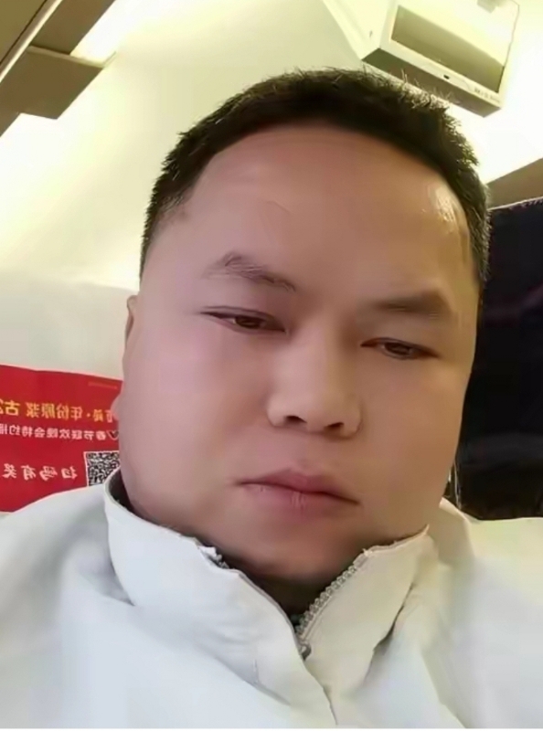 邂逅另一半的第一张照片--包头相亲服务中心