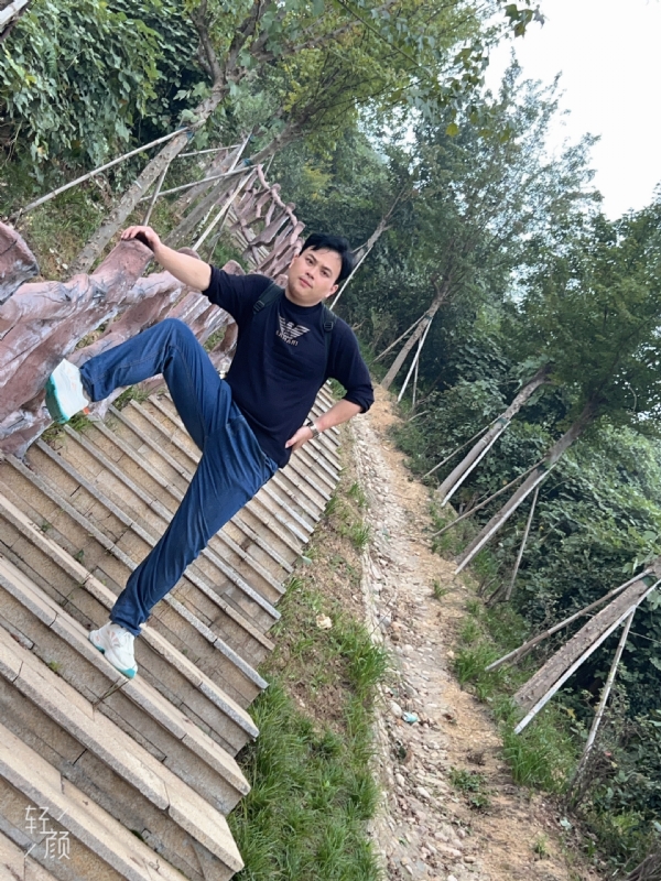 择一人白头偕老的第二张照片--包头相亲服务中心