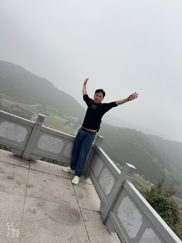 择一人白头偕老的第三张照片--包头相亲服务中心