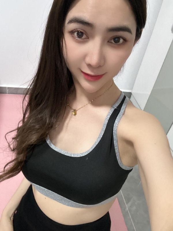 冰冰的第一张照片--包头相亲服务中心