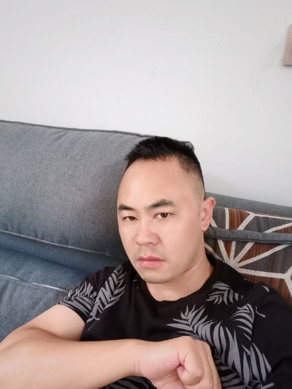 不负遇见的第一张照片--包头相亲服务中心