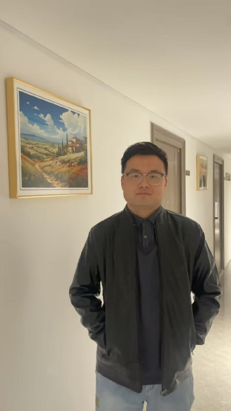 半瓶子的第三张照片--包头相亲服务中心