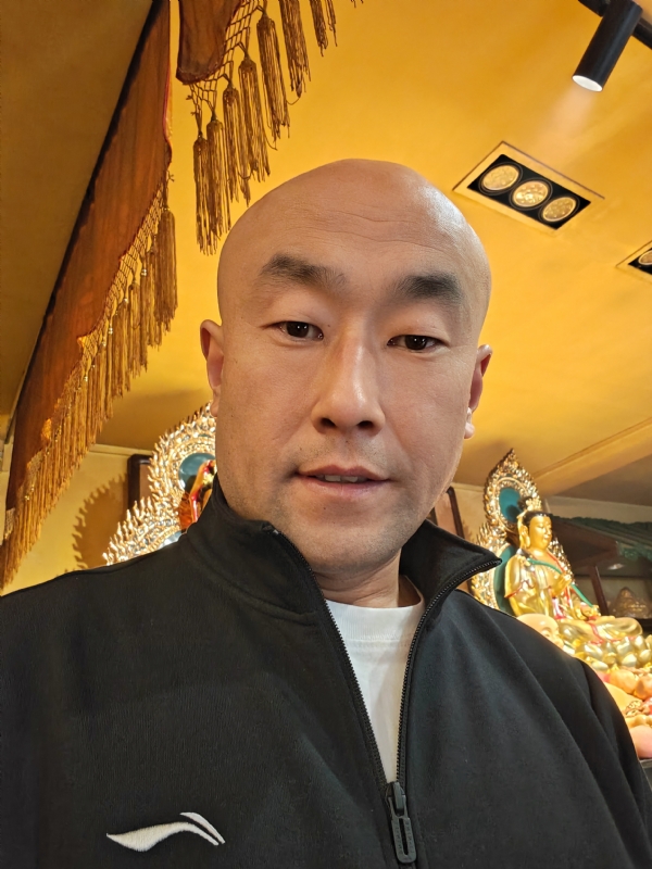 王家人的第二张照片--包头相亲服务中心