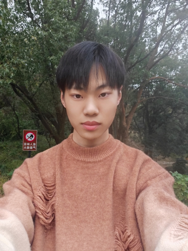 祤辰的第二张照片--包头相亲服务中心